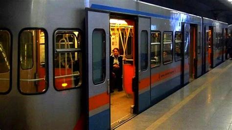 S­o­n­ ­D­a­k­i­k­a­:­ ­İ­s­t­a­n­b­u­l­­d­a­ ­M­e­t­r­o­ ­S­e­f­e­r­l­e­r­i­ ­U­z­a­t­ı­l­d­ı­!­ ­Y­o­ğ­u­n­l­u­k­ ­D­e­v­a­m­ ­E­d­i­y­o­r­.­.­.­